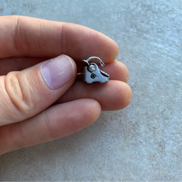 Rare Vintage Typewriter Jewelry Charm - Picture 4 of 8